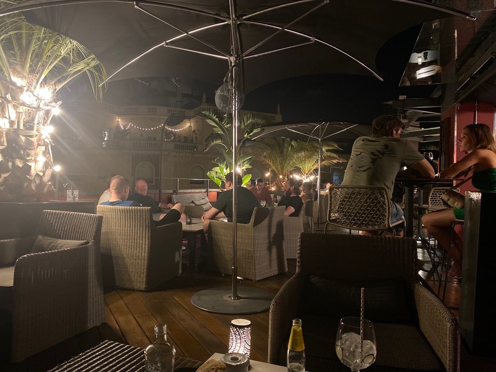 Zinc Bar