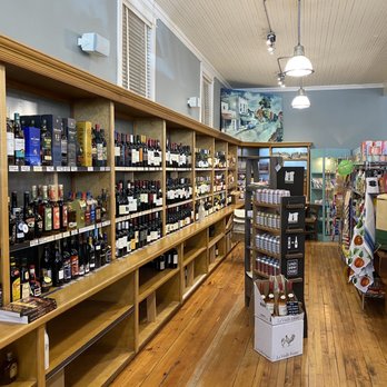 Fish Creek Market - a wide selection of liquor - Grocery Near Me - Fish Creek, Wisconsin Fish Creek Market - a wide selection of liquor - Grocery Near Me - Fish Creek, Wisconsin