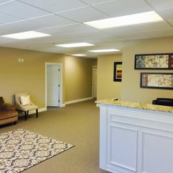 Aligned Chiropractic - Aligned Chiropractic Northborough waiting room