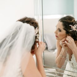 Canal Street Inn - Bride Getting Ready for the Wedding