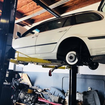 BMW Tech - Auto Repair Near Me - Chula Vista, California