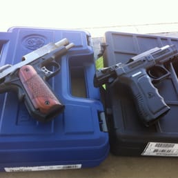 S&W 1911 and Jericho 941 aka Baby Eagle out for the first time! S&W 1911 and Jericho 941 aka Baby Eagle out for the first time!