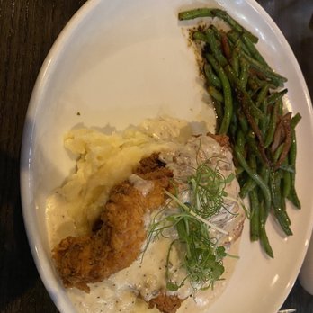Oak 36 Bar & Kitchen - Chicken Fried Chicken - Bars Near Me - Savannah, Georgia Oak 36 Bar & Kitchen - Chicken Fried Chicken - Bars Near Me - Savannah, Georgia