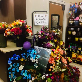 King Soopers - Go behind the regular floral section for the discounted items and balloons/cards - Drugstores Near Me - Denver, Colorado King Soopers - Go behind the regular floral section for the discounted items and balloons/cards - Drugstores Near Me - Denver, Colorado