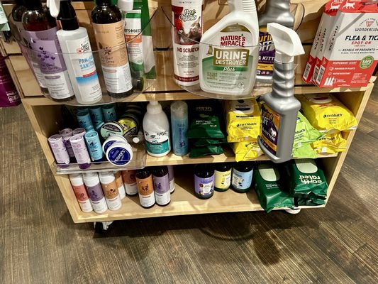 Amelie's Bark Shop by null