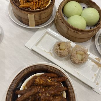 Yue Restaurant - Seafood Near Me - Richmond, British Columbia Yue Restaurant - Seafood Near Me - Richmond, British Columbia