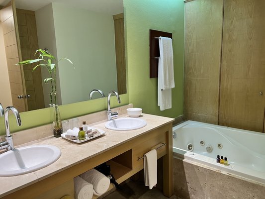 Mayan Palace by null