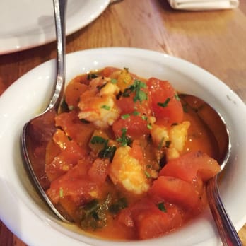 Haz Bishopsgate - Prawns with fresh garlic and tomato - Mediterranean Near Me - London, XGL