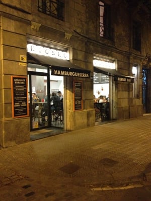 Bacoa Burger Kiosko | Hamburguesería en Barcelona by null