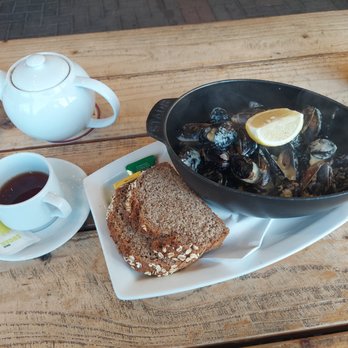 Summit Inn - Pubs Near Me - Howth, D
