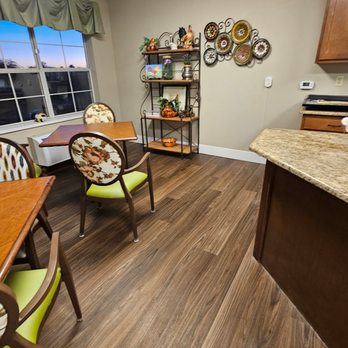 21st Century Floors - Kitchen Flooring LVP Laminate - Flooring Near Me - Phoenix, Arizona 21st Century Floors - Kitchen Flooring LVP Laminate - Flooring Near Me - Phoenix, Arizona