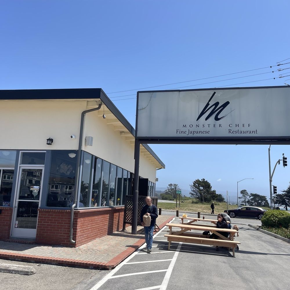 Breakwater Barbecue - Barbeque Near Me - El Granada, California