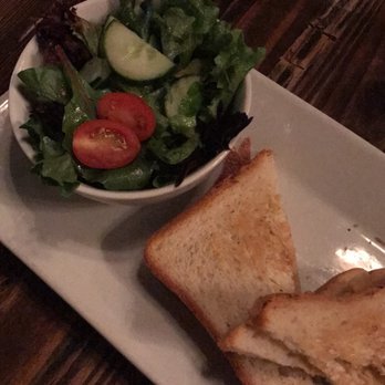 L'Gros Luxe - Breakfast & Brunch Near Me - Longueuil, Quebec