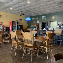 Mountain Comforts Coffee Cafe - Wonderful Decor