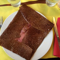La Sorcière Créperie - Galette noix de Vendée et fromage