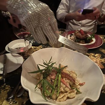 L'Opossum - Lobster Mac and cheese with shaved truffle - New American Near Me - Richmond, Virginia L'Opossum - Lobster Mac and cheese with shaved truffle - New American Near Me - Richmond, Virginia