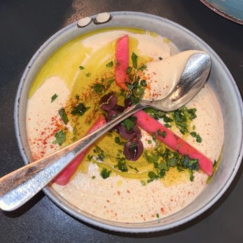 Medi Kitchen & Cocktail - Hummus - Mediterranean Near Me - Chicago, Illinois