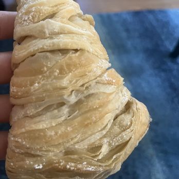 Mangiafoglie - Sfogliatelle - Pizza Near Me - Long Beach, California