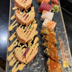 Pink love roll, rainbow roll, MSU roll