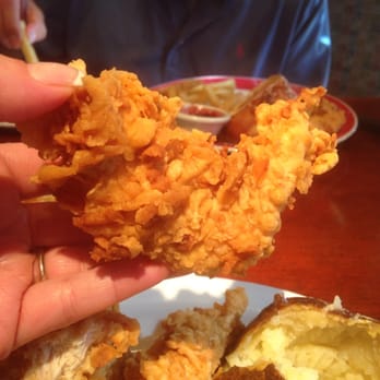 Cheddar's Scratch Kitchen - Huge and you get 6 share this plate!!! Two sides too! $8.99 - Comfort Food Near Me - Owensboro, Kentucky