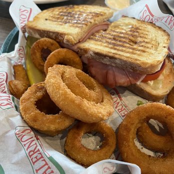 Evviva Bar & Eatery - Italiano panini and rings - Pizza Near Me - Lisle, Illinois Evviva Bar & Eatery - Italiano panini and rings - Pizza Near Me - Lisle, Illinois