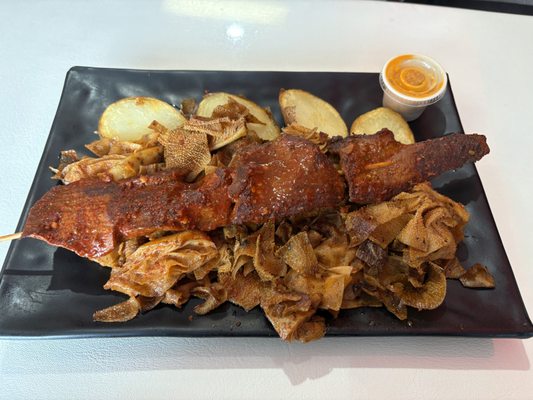 Munay Rotisserie Chicken & Grill /Munay el Mejor Pollo a la Brasa by null