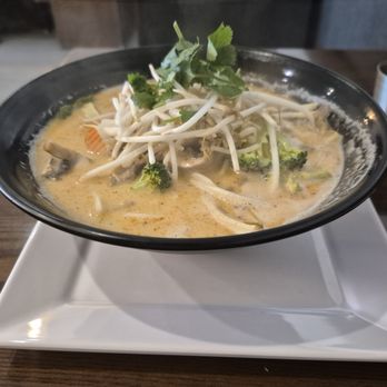 Rice and Noodle - Thai Coconut Soup with Beef - Thai Near Me - Vancouver, British Columbia Rice and Noodle - Thai Coconut Soup with Beef - Thai Near Me - Vancouver, British Columbia