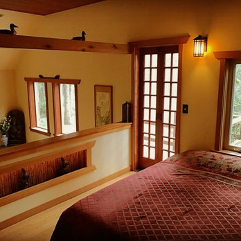Zen River Retreat - The Loft in Cabin #1 has wonderful views of the surrounding forest, balcony, and plenty of natural light. - Guest Houses Near Me - Quilcene, Washington Zen River Retreat - The Loft in Cabin #1 has wonderful views of the surrounding forest, balcony, and plenty of natural light. - Guest Houses Near Me - Quilcene, Washington