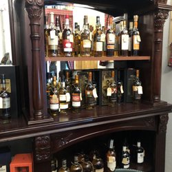 Whiskyness Bar & Lounge - Selection continues