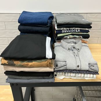 Central Wash Laundromat - Laundromat Near Me - Brooklyn, New York