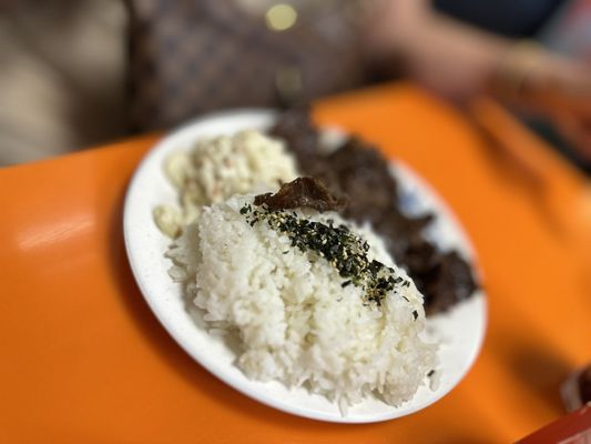 Da Ono Hawaiian Food by null