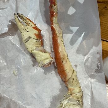 Tracy's King Crab Shack - 1 pound is a nice appetizer - Bars Near Me - Juneau, Alaska Tracy's King Crab Shack - 1 pound is a nice appetizer - Bars Near Me - Juneau, Alaska