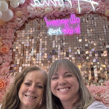 Aroma Nails - Photo op - Nail Salons Near Me - Maple Valley, Washington Aroma Nails - Photo op - Nail Salons Near Me - Maple Valley, Washington