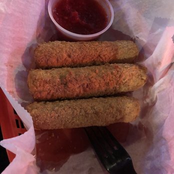 Fat Edd's Roadhouse - New American Near Me - Metropolis, Illinois