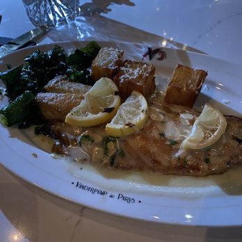 Vanderpump A Paris - Le Poisson - French Near Me - Las Vegas, Nevada