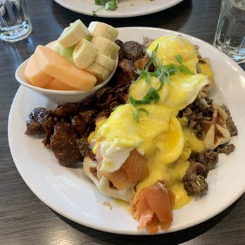 Chicago Waffles - Waffle Benedict Trio Breakfast - Breakfast & Brunch Near Me - Chicago, Illinois Chicago Waffles - Waffle Benedict Trio Breakfast - Breakfast & Brunch Near Me - Chicago, Illinois