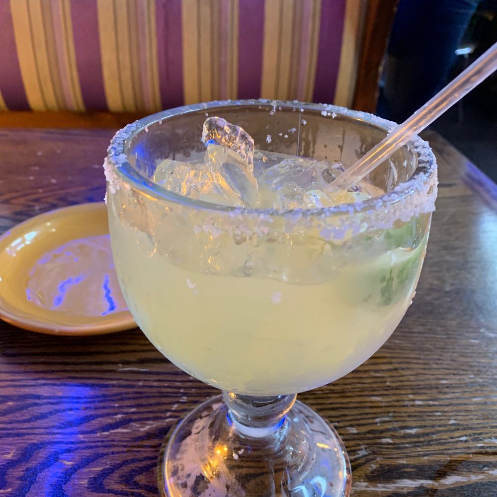 El Arroyo - Top Shelf Margarita - Mexican Near Me - Arlington, Texas El Arroyo - Top Shelf Margarita - Mexican Near Me - Arlington, Texas