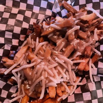 Hogtown Vegan - The Poutine Dream - Vegan Near Me - Toronto, Ontario Hogtown Vegan - The Poutine Dream - Vegan Near Me - Toronto, Ontario
