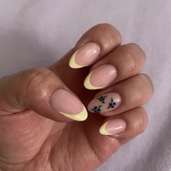 Celina Nails & Spa - Nail Salons Near Me - Brookfield, Wisconsin