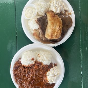 Rainbow Drive-In - chili plate ($12.75) + mix plate with gravy ($16.50) - Hawaiian Near Me - Honolulu, Hawaii