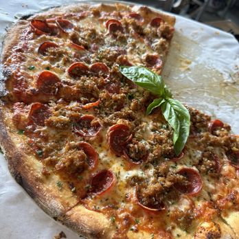 Apizza Doho - Original with pepperoni and sausage - Pizza Near Me - Dana Point, California