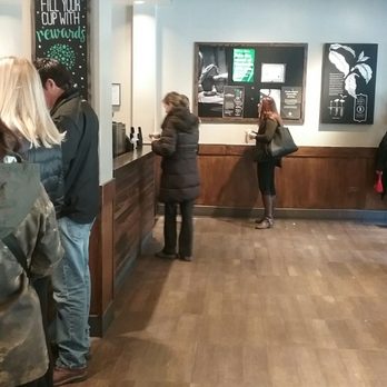 Starbucks - Place to pick up mobile orders or wait for your drink. - Coffee & Tea Near Me - Chicago, Illinois Starbucks - Place to pick up mobile orders or wait for your drink. - Coffee & Tea Near Me - Chicago, Illinois