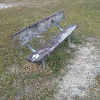Branchton Park - Creepy looking bench at the far back corner of the park. - Parks Near Me - Thonotosassa, Florida