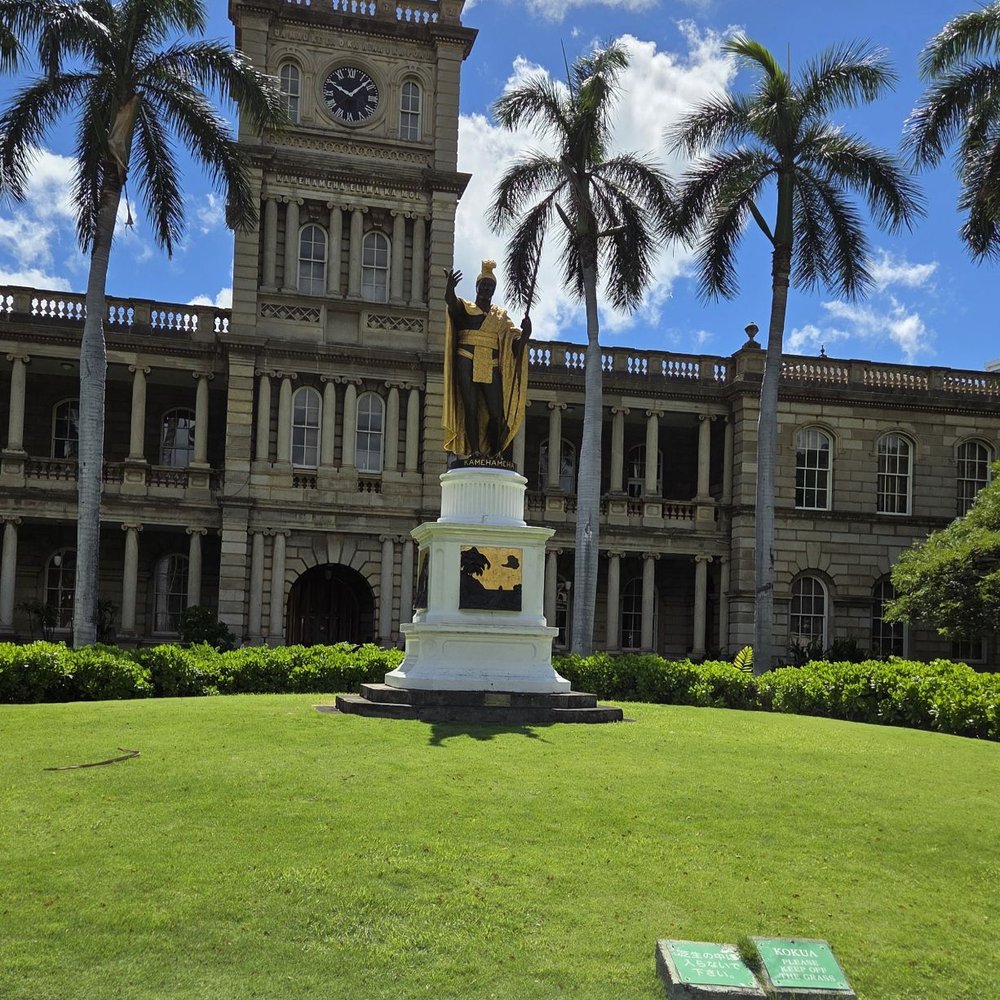 Kamehameha Statue - Blue skies and fluffy white clouds. - Public Art Near Me - Honolulu, Hawaii Kamehameha Statue - Blue skies and fluffy white clouds. - Public Art Near Me - Honolulu, Hawaii