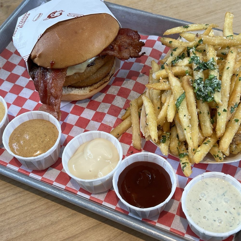 Iggy's Burger - Rodeo burger and truffle fries plus all the sauces - Burgers Near Me - Sebastopol, California Iggy's Burger - Rodeo burger and truffle fries plus all the sauces - Burgers Near Me - Sebastopol, California