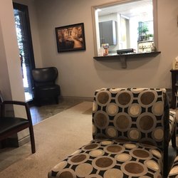 East Detroit Chiropractic Clinic - The wait room is nice