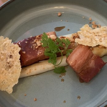 LouLou. - White asparagus and pork belly - Bistros Near Me - Bordeaux, 33 LouLou. - White asparagus and pork belly - Bistros Near Me - Bordeaux, 33