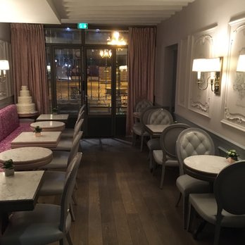 La Maison Favart - Breakfast nook - Hotels Near Me - Paris, 75