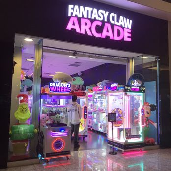 Fantasy Claw Arcade - Located in Galleria at Sunset Mall, near the Food Court and Dick's Sporting Goods - Arcades Near Me - Henderson, Nevada