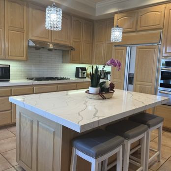 Pacific Stone Creations - New quartz countertops and tile backsplash - Countertop Installation Near Me - Temecula, California